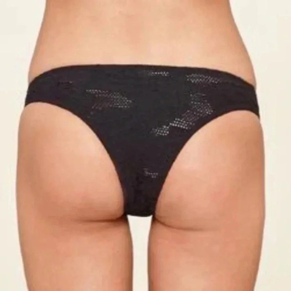 Amuse SOCIETY ZINNEA FLORAL SKIMPY BOTTOM - Picture 2 of 3